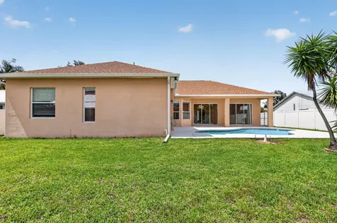 268 SW Moselle Avenue Port St Lucie FL 34984