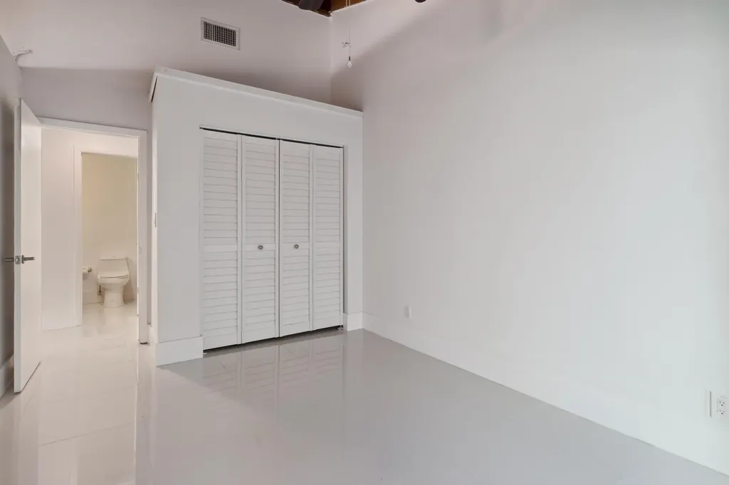 410 SE 13th Street Fort Lauderdale FL 33316