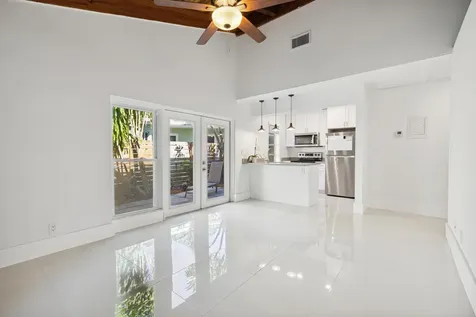 410 SE 13th Street Fort Lauderdale FL 33316
