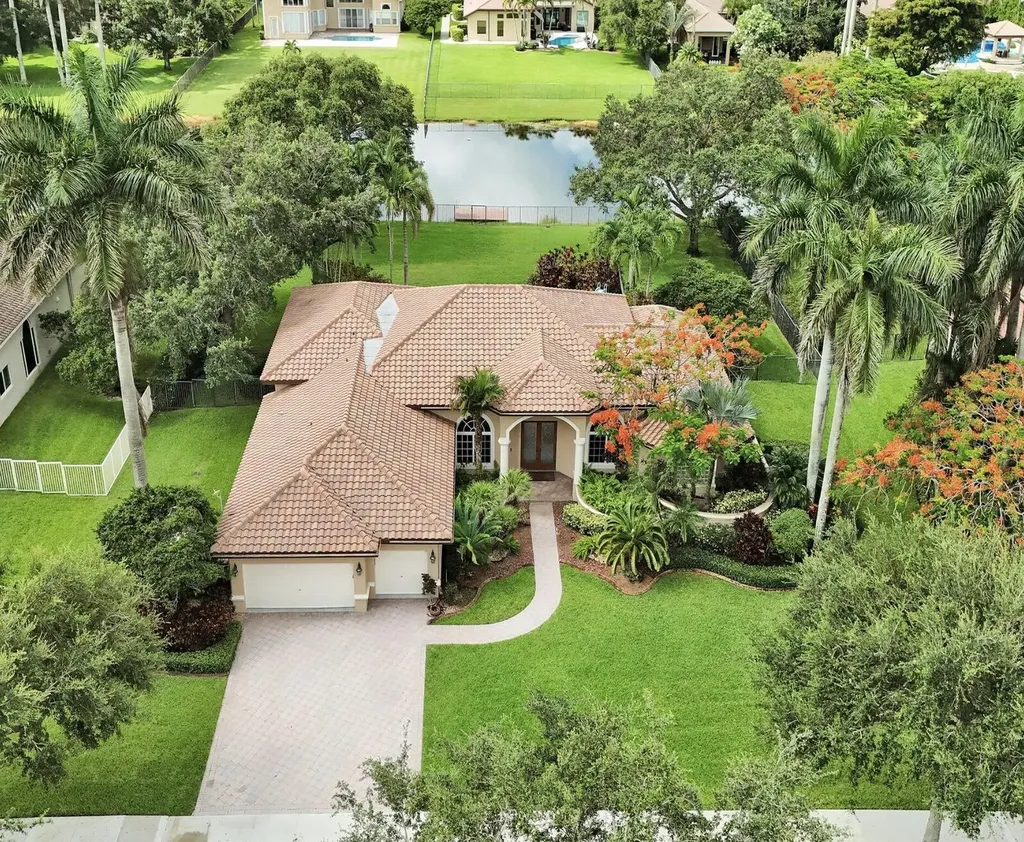 10324 SW 26th Street Davie FL 33324