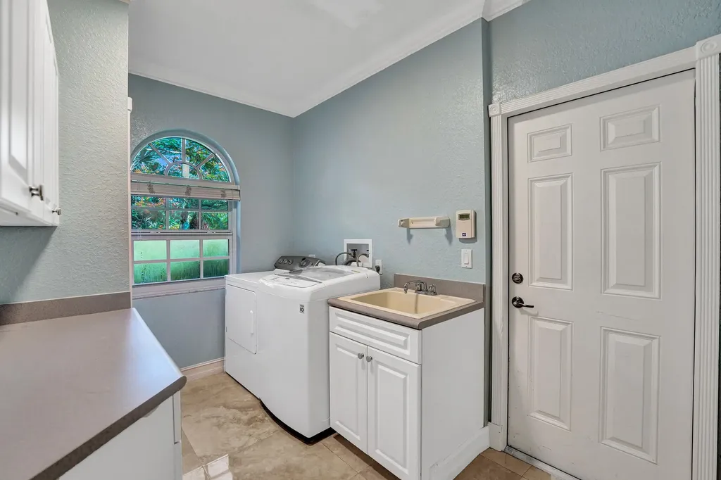 10324 SW 26th Street Davie FL 33324