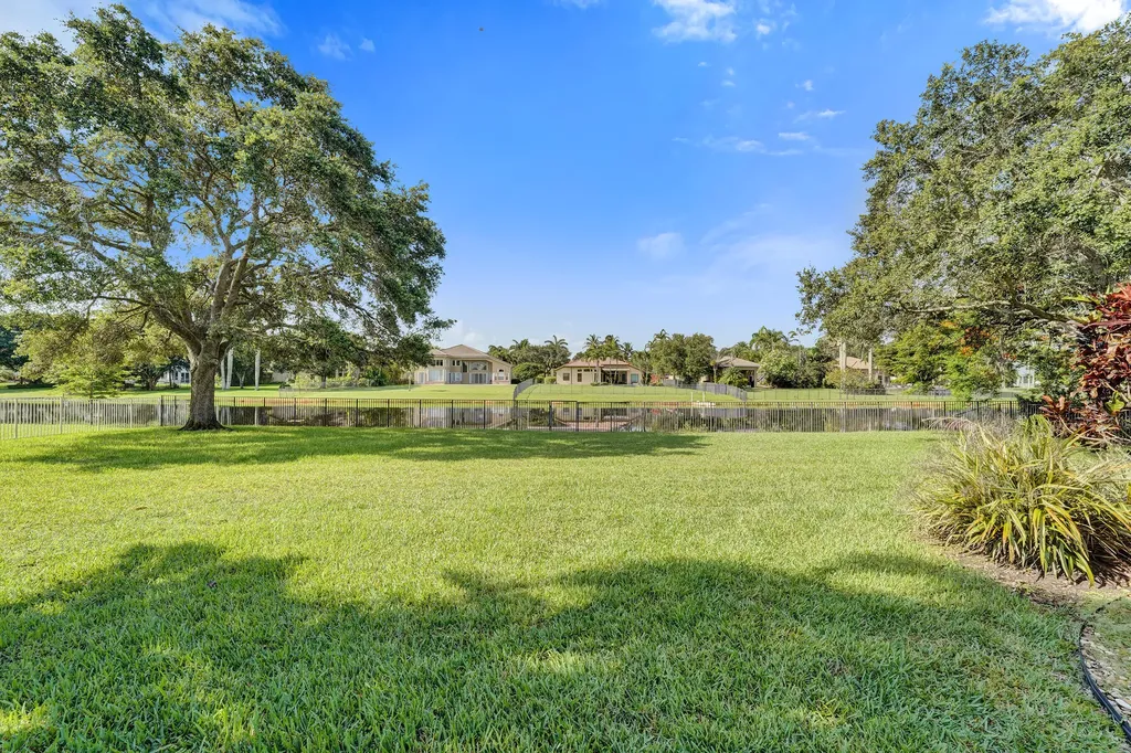 10324 SW 26th Street Davie FL 33324