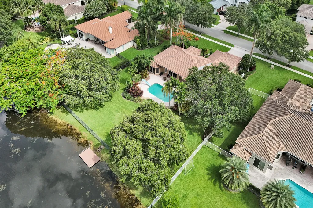 10324 SW 26th Street Davie FL 33324
