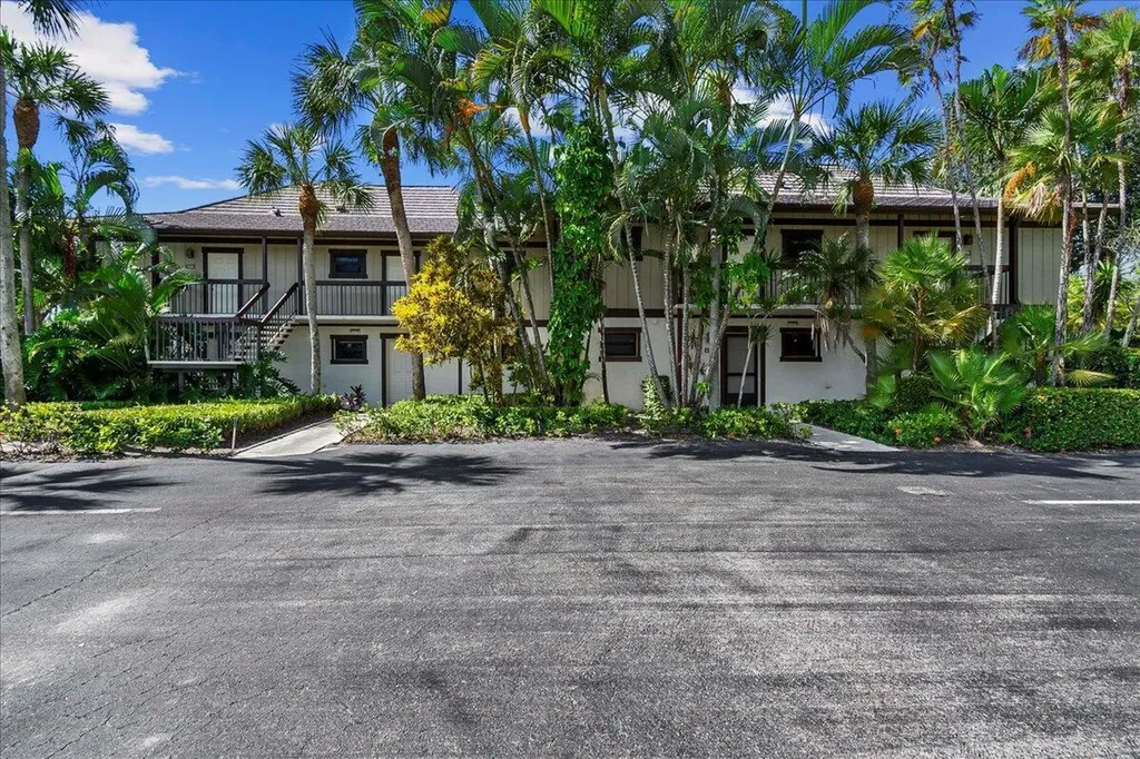 13334 Polo Club Road Wellington FL 33414