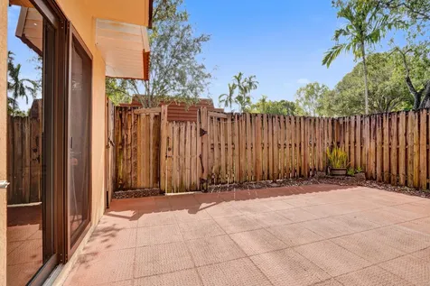 9951 NW 6th Court Plantation FL 33324