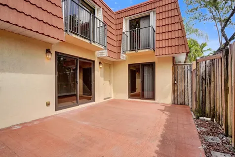 9951 NW 6th Court Plantation FL 33324