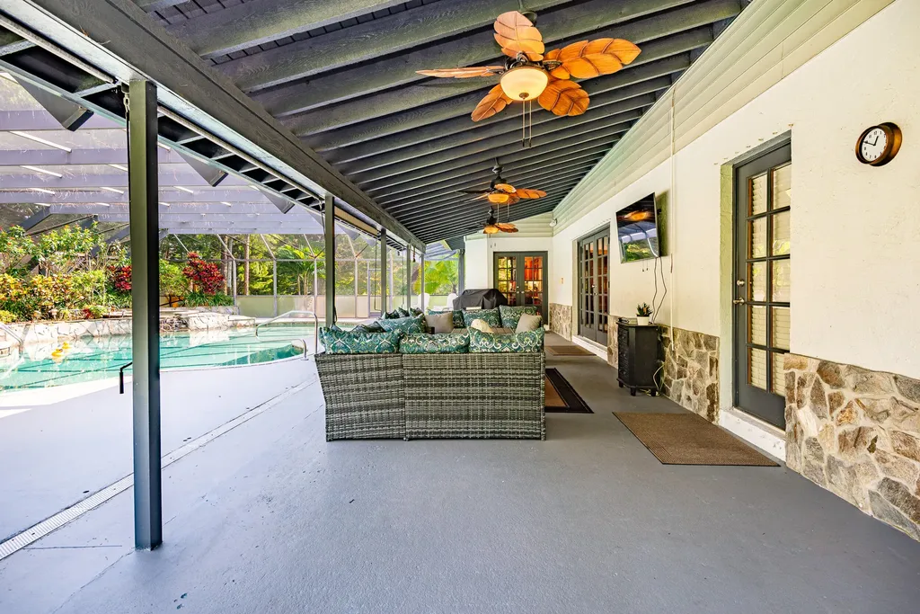 5371 Cougars Prowl Lake Worth FL 33449