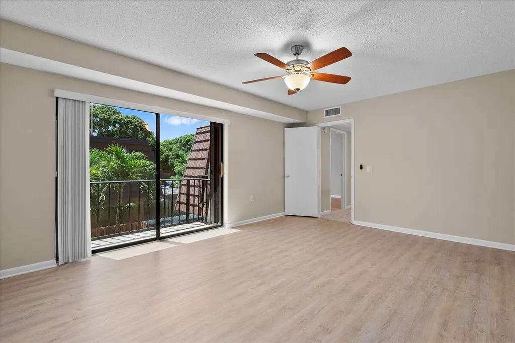 2108 21st Lane Palm Beach Gardens FL 33418