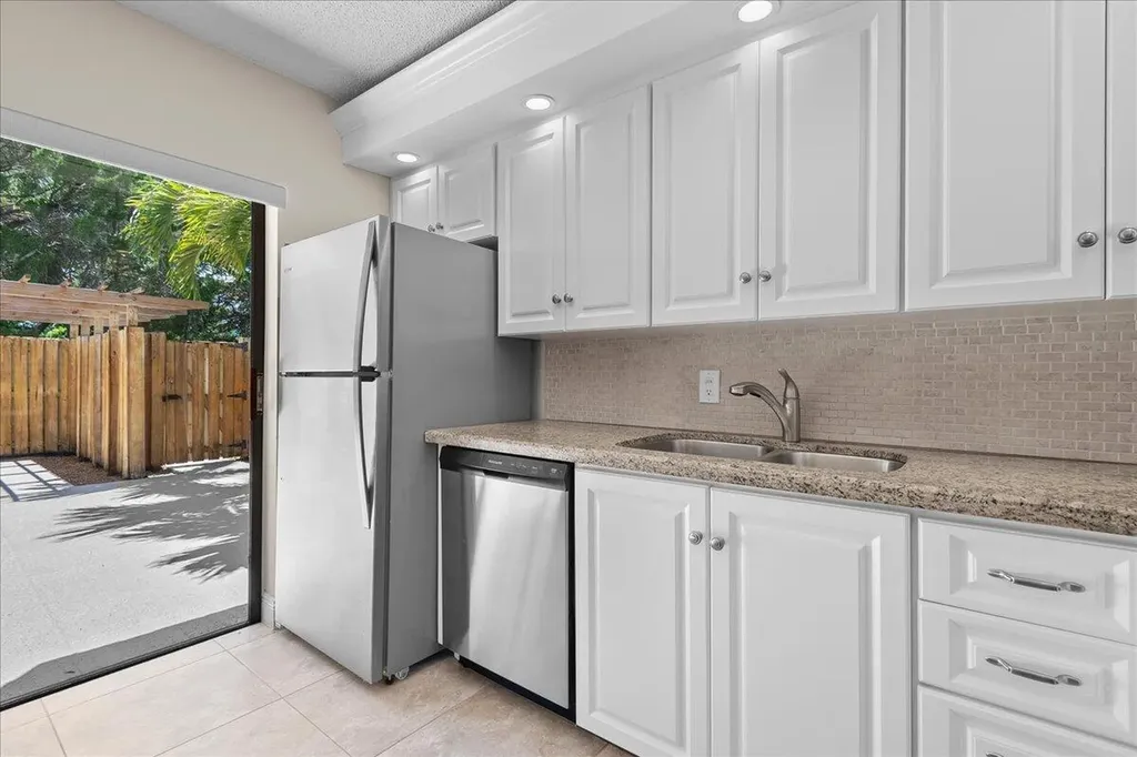 2108 21st Lane Palm Beach Gardens FL 33418