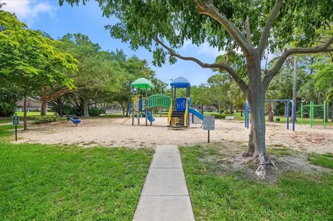 2108 21st Lane Palm Beach Gardens FL 33418