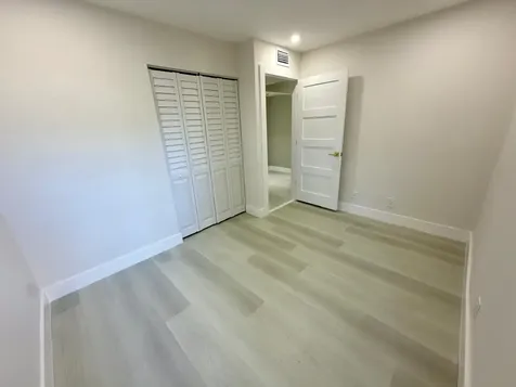 46 Tara Lakes Drive E Boynton Beach FL 33436