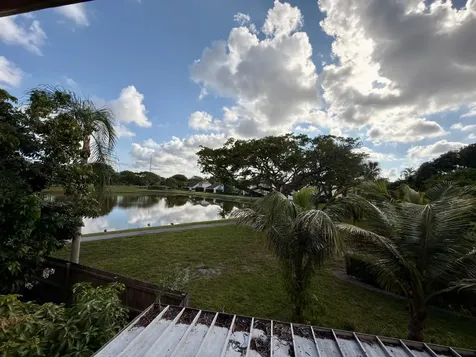 46 Tara Lakes Drive E Boynton Beach FL 33436