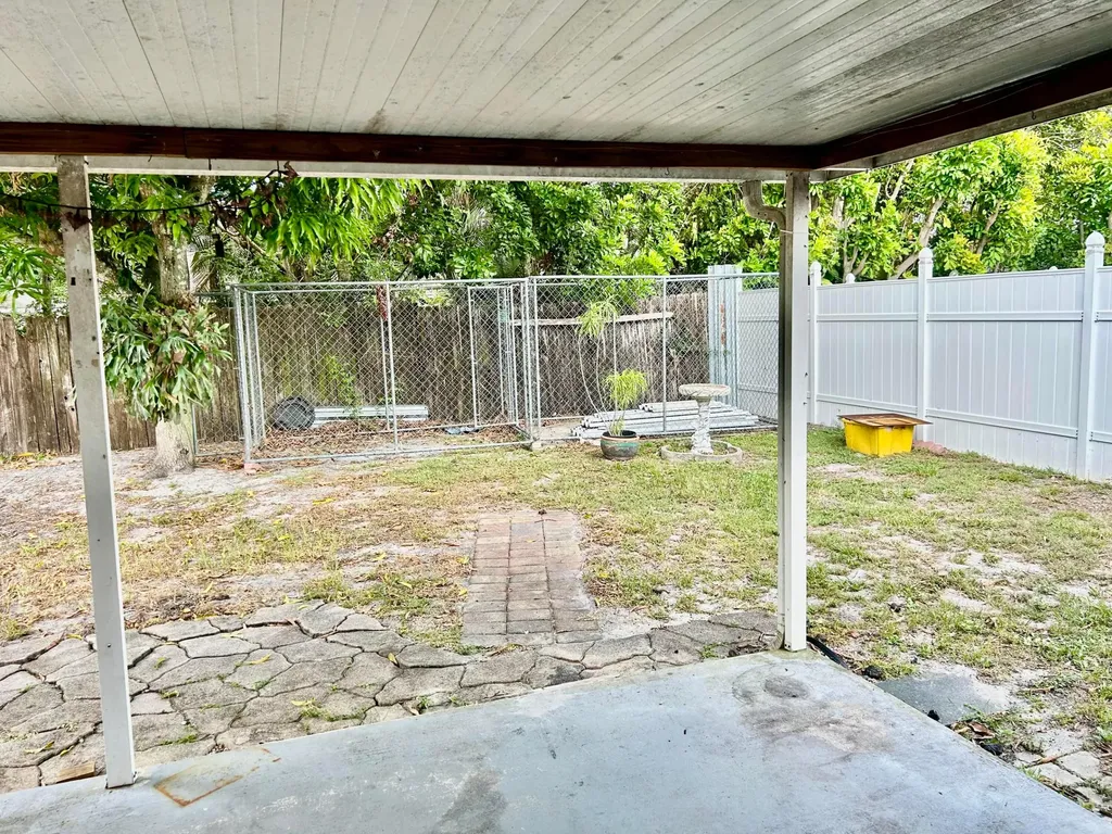 5887 Timber Valley Drive Lake Worth FL 33463