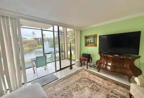 2910 SW 87th Terrace Davie FL 33328