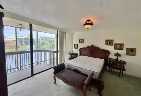 2910 SW 87th Terrace Davie FL 33328