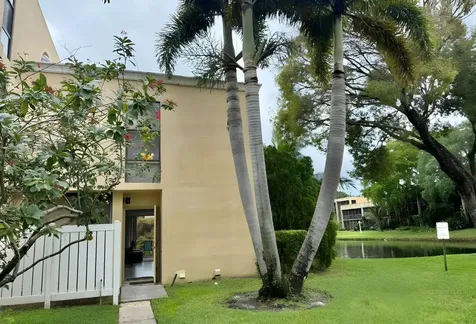 2910 SW 87th Terrace Davie FL 33328