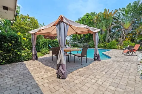 4921 Jackson Street Hollywood FL 33021