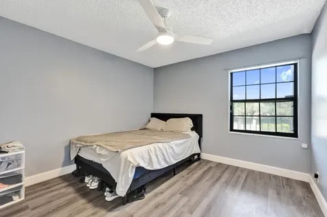 4225 S 57th Avenue Greenacres FL 33463