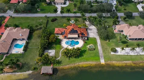 5660 Lago Del Sol Drive Lake Worth FL 33449