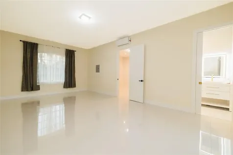 5660 Lago Del Sol Drive Lake Worth FL 33449