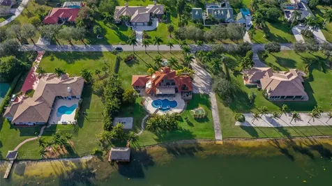 5660 Lago Del Sol Drive Lake Worth FL 33449