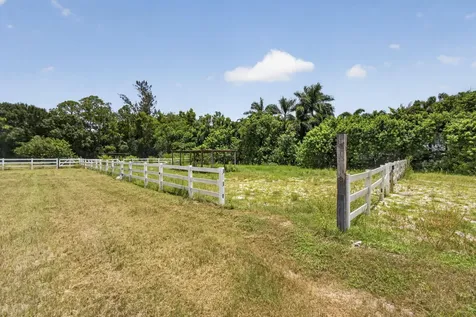 2944 A Road Loxahatchee FL 33470