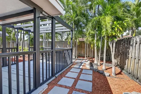 5731 NE 17th Terrace Fort Lauderdale FL 33334