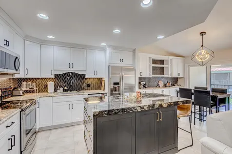 13 Lexington Lane E Palm Beach Gardens FL 33418