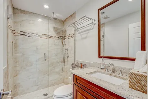 13 Lexington Lane E Palm Beach Gardens FL 33418