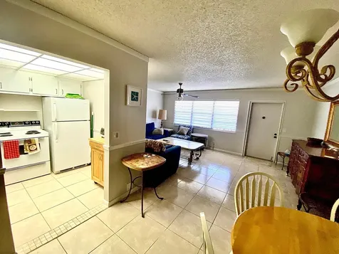 335 Farnham P Deerfield Beach FL 33442