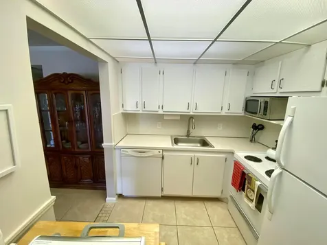 335 Farnham P Deerfield Beach FL 33442