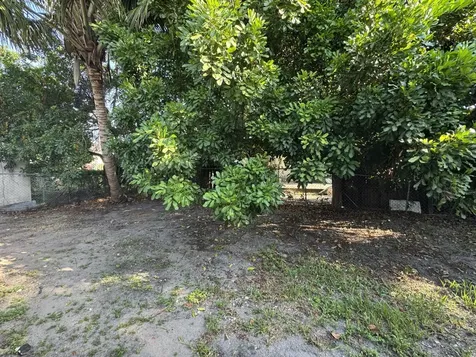 2881 NW 11th Place Fort Lauderdale FL 33311