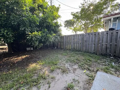 2881 NW 11th Place Fort Lauderdale FL 33311