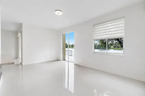 3923 SW 169th Terrace Miramar FL 33027