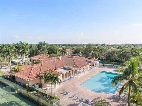 3923 SW 169th Terrace Miramar FL 33027