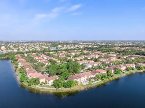 3923 SW 169th Terrace Miramar FL 33027