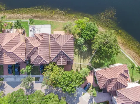 3923 SW 169th Terrace Miramar FL 33027