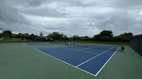 19103 NE 8th Court Miami FL 33179