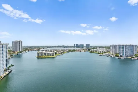 2851 NE 183rd Street Aventura FL 33160
