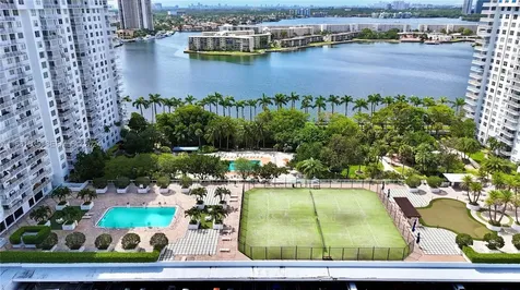 2851 NE 183rd Street Aventura FL 33160