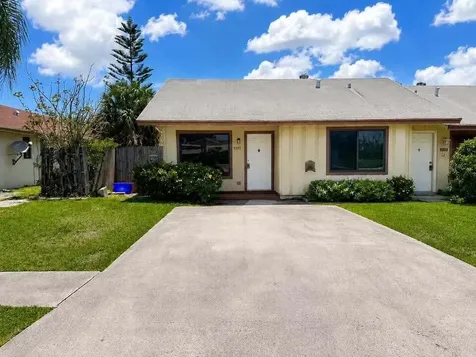 9202 E Highland Pines Boulevard Palm Beach Gardens FL 33418