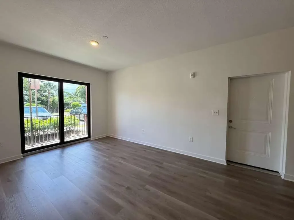 4260 Lakewood Road Lake Worth Beach FL 33461
