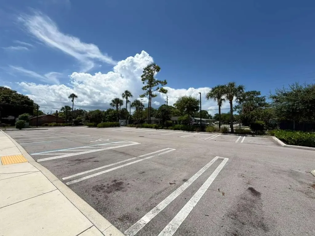 4260 Lakewood Road Lake Worth Beach FL 33461