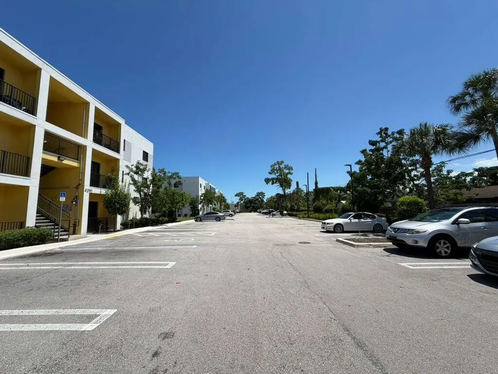 4260 Lakewood Road Lake Worth Beach FL 33461
