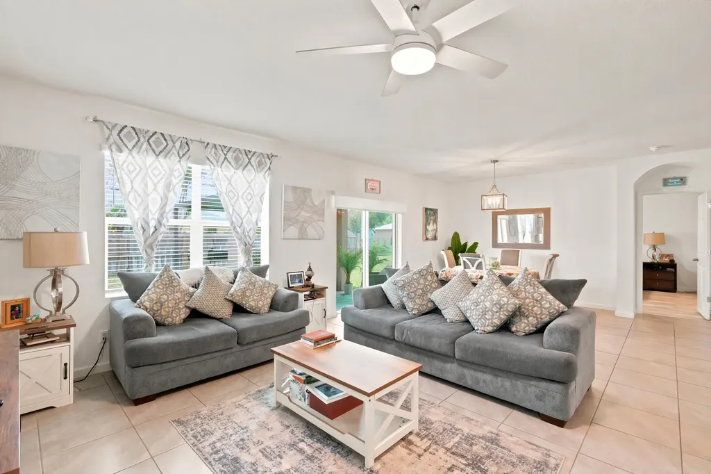 1771 SW Lofgren Avenue Port St Lucie FL 34953