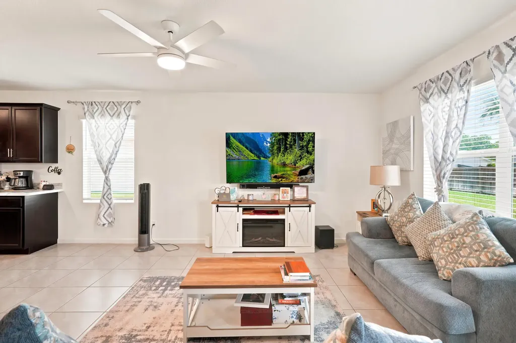 1771 SW Lofgren Avenue Port St Lucie FL 34953