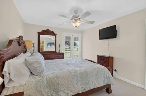 323 Capri G Delray Beach FL 33484