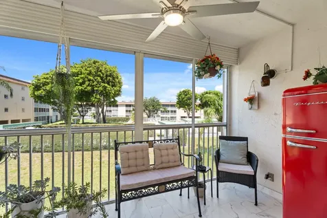 200 Village Green Circle E Palm Springs FL 33461