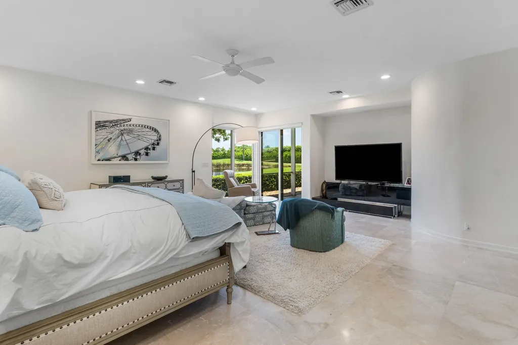 17069 Royal Cove Way Boca Raton FL 33496