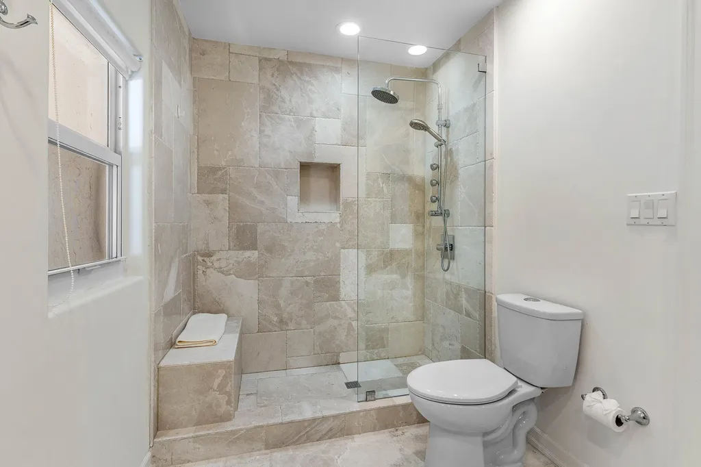 17069 Royal Cove Way Boca Raton FL 33496